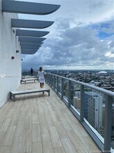 1100 S Miami Ave, Unit 2104 in Miami, FL - Building Photo - Building Photo