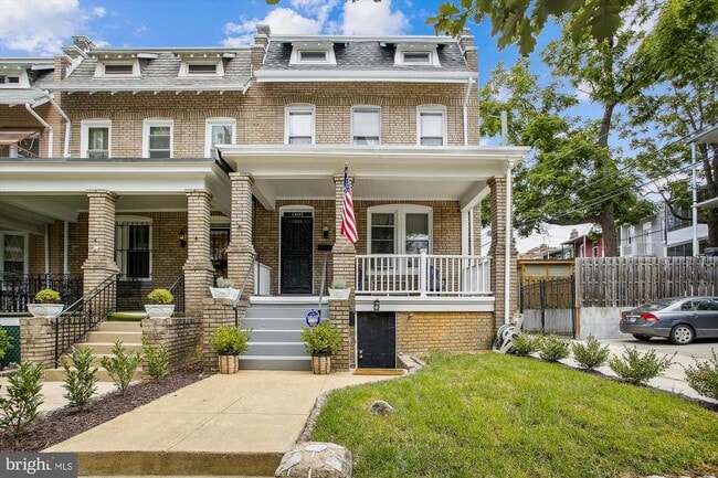 property at 1407 Shepherd St NW