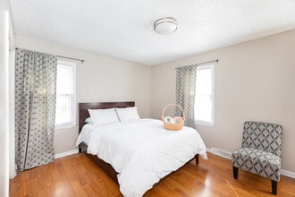 6012 Old Coach Rd in Charlotte, NC - Building Photo - Building Photo