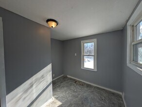5633 Charles Ave in Niagara Falls, NY - Building Photo - Building Photo