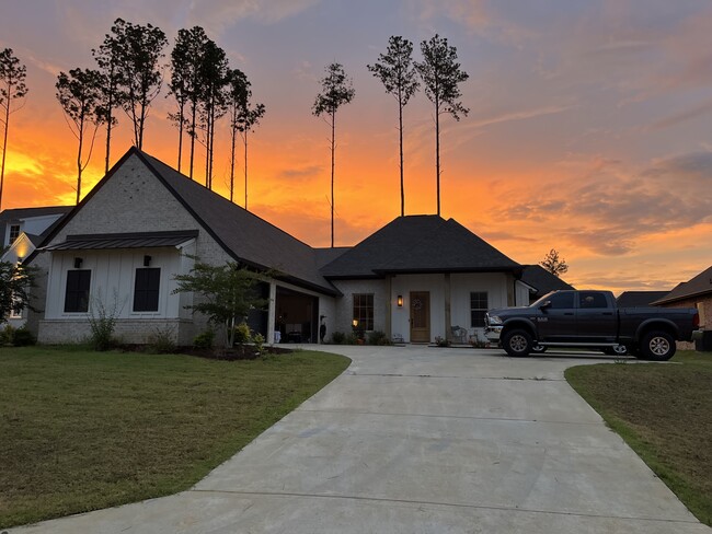 property at 1239 Cutter Ln