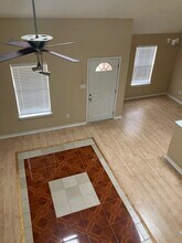 12281 Breezeway Cir in Gulfport, MS - Building Photo - Building Photo