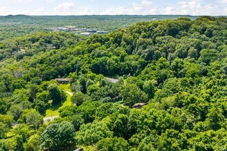 5353 Green Valley Ct in Nashville, TN - Building Photo - Building Photo