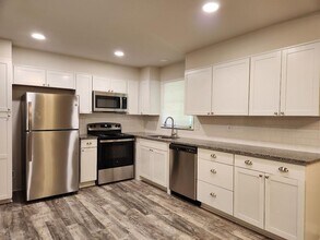 5135 Jones Rd in Austell, GA - Building Photo - Building Photo