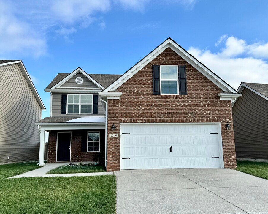 2701 Hailey Rose Way in Lexington, KY - Building Photo