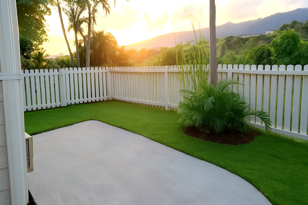 94-608 Lumiaina St, Unit s104 in Waipahu, HI - Building Photo