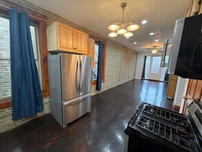 1224 N Cleaver St, Unit #  03F in Chicago, IL - Foto de edificio - Building Photo