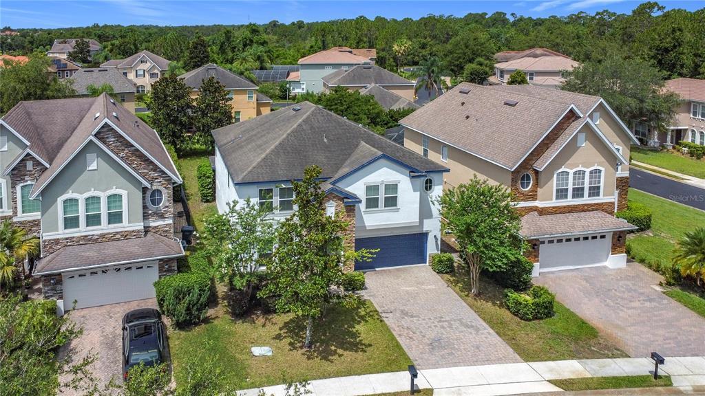137 Drayton Ave in Davenport, FL - Building Photo