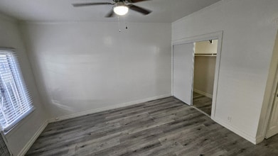 1185 E Vernon Ave in Los Angeles, CA - Building Photo - Building Photo