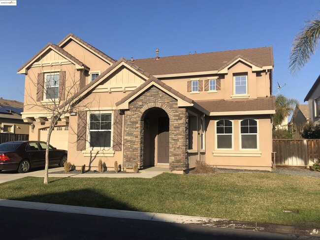 property at 5666 Arcadia Cir