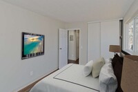 Cedar Ridge Apartments in Calgary, AB - Building Photo - Building Photo