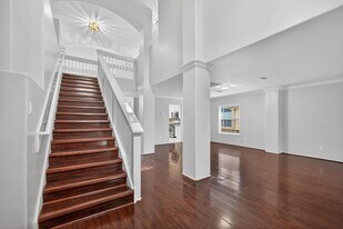 2202 Laurel Branch Way in Houston, TX - Building Photo