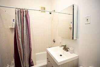 135 Columbia St, Unit 2R in Cambridge, MA - Building Photo - Building Photo