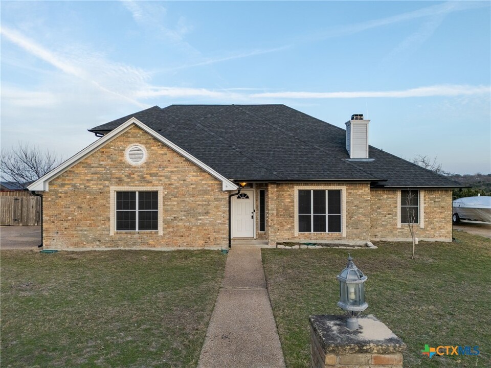 504 Skyline Dr in Copperas Cove, TX - Foto de edificio