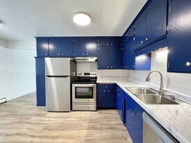 1651 10th Ave, Unit 3