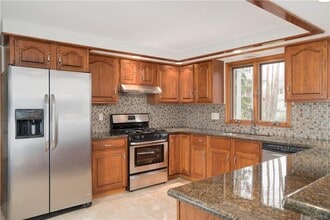 89 Greencastle Ln in Buffalo, NY - Building Photo - Building Photo