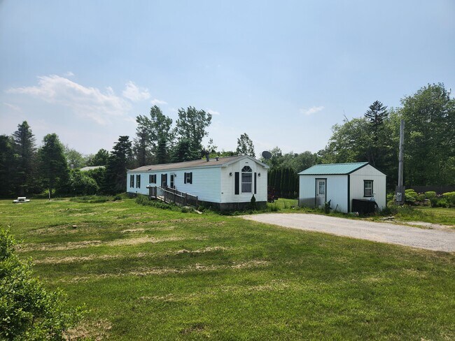 11 Basin Point Rd in Harpswell, ME - Building Photo - Building Photo