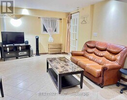 53 Meadow Oak Pl in Toronto, ON - Building Photo