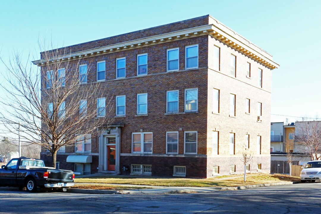 933 18th St in Des Moines, IA - Foto de edificio