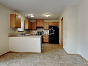 19311 105th Ave Ct E in Graham, WA - Building Photo - Building Photo