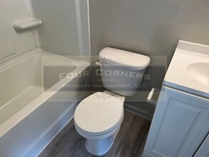 Room in Duplex on Beck St in Greensboro, NC - Building Photo - Building Photo