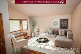 5051 Forsythia St in Springfield, OR - Building Photo - Building Photo