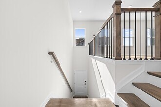 2136 Grouse Ski Cir in Apex, NC - Building Photo - Building Photo