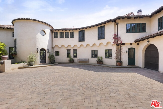 361 Fordyce Rd in Los Angeles, CA - Building Photo - Building Photo