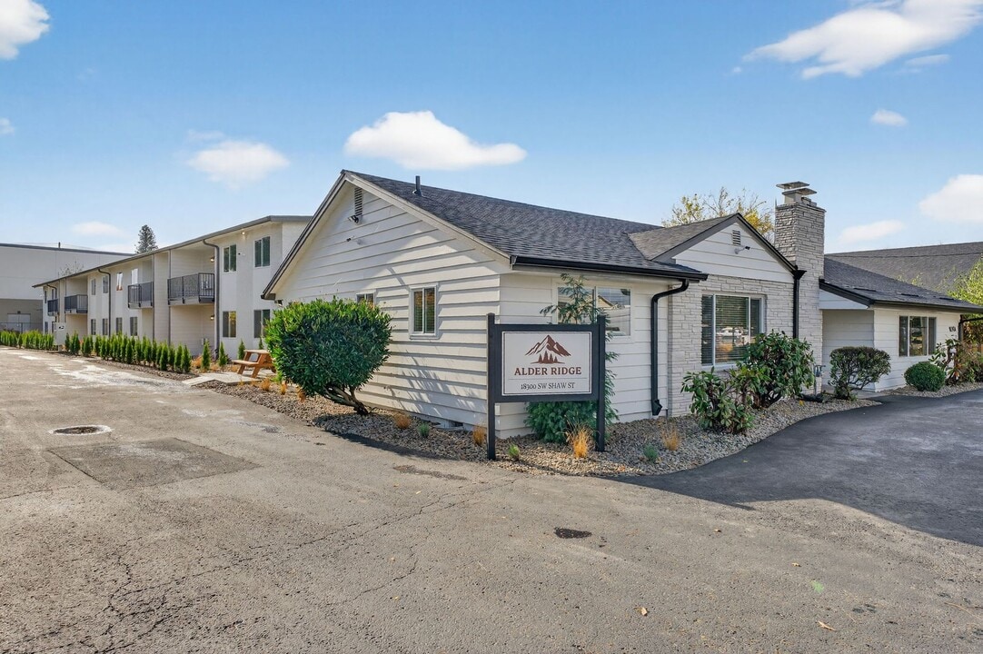 Alder Ridge in Beaverton, OR - Building Photo