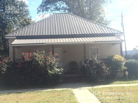 property at 1325 14th Ave