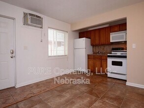 612-616-616 N 46th St in Omaha, NE - Building Photo - Building Photo