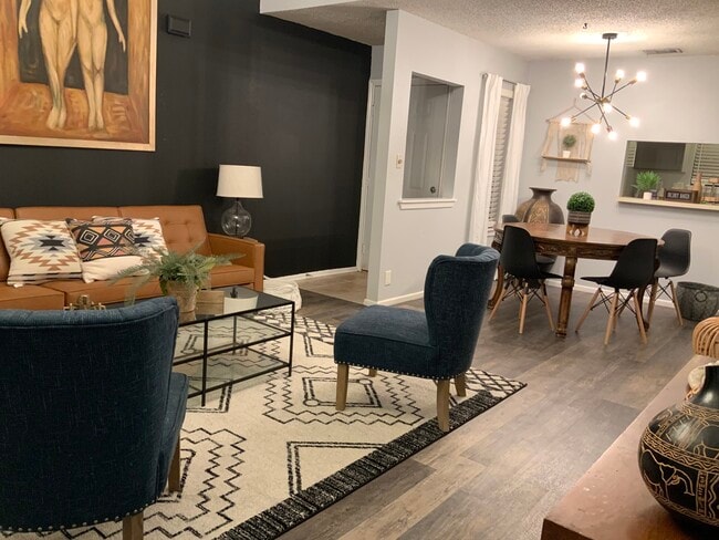 13018 Heimer Rd, Unit 608 in San Antonio, TX - Foto de edificio - Building Photo