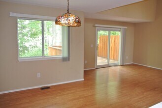 6649 Quail Run Cir, Unit 6649 in Westland, MI - Building Photo - Building Photo