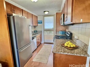 68-090-90 Au St in Waialua, HI - Building Photo - Building Photo