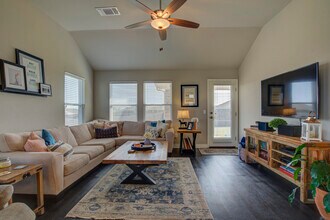 3145 Midland Valley St in Norman, OK - Building Photo - Building Photo