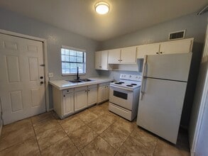 2648 Dellwood Ave, Unit 4 in Jacksonville, FL - Building Photo - Building Photo