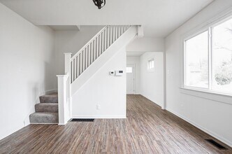 563 Tecumseh St in Indianapolis, IN - Building Photo - Building Photo