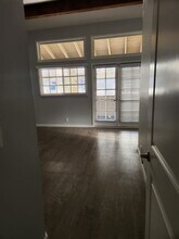 512 Poinsettia Ave in Newport Beach, CA - Building Photo - Building Photo