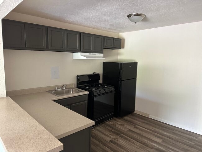 Rivertrail Apartments