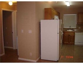 5050 Sanctuary Way in West Palm Beach, FL - Foto de edificio - Building Photo