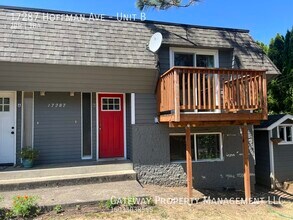 17287 Hoffman Ave in Sandy, OR - Building Photo - Building Photo