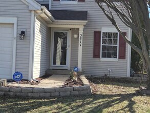 3817 Baybrook Dr in Aurora, IL - Building Photo - Building Photo