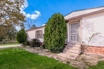 30 Allen Rd in Huntsville, TX - Building Photo - Building Photo