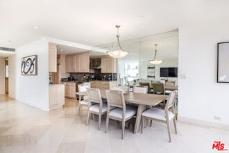 2220 Ave of the Stars in Los Angeles, CA - Building Photo - Building Photo