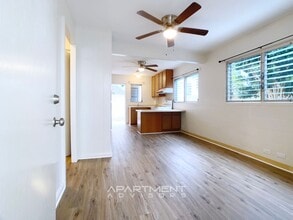 2219 Citron St, Unit Unit 2 in Honolulu, HI - Foto de edificio - Building Photo