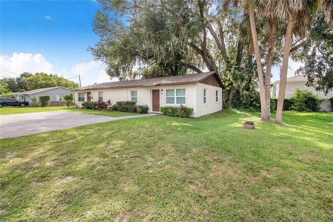 1221 Hartsell Ave in Lakeland, FL - Building Photo - Building Photo