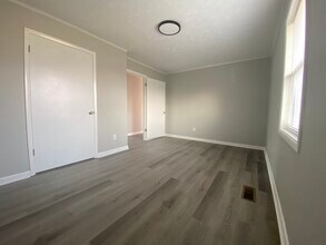 213 Tara Dr in Cookeville, TN - Foto de edificio - Building Photo