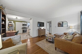 3429 Karl Rd in Columbus, OH - Building Photo - Building Photo