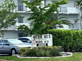 3000 Sunrise Lakes Dr W in Sunrise, FL - Building Photo