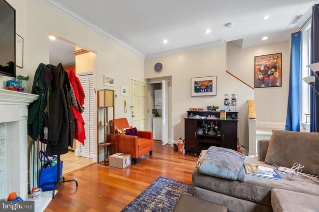 1704 Wallace St in Philadelphia, PA - Building Photo - Building Photo